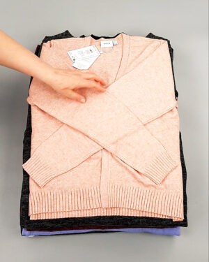 Фотография  141 - Джемпера легкие Bestseller+DK 035#7 кг, ЛОТ №8252 оптом в Чебоксарах и Чувашской Республике