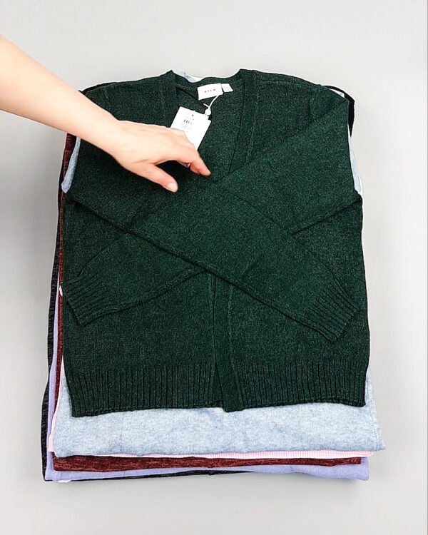 Фотография  309 - Джемпера легкие Bestseller+DK 035#7 кг, ЛОТ №8252 оптом в Чебоксарах и Чувашской Республике