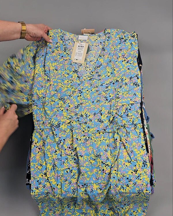 Фотография  988 - MAMA LICIOUS Summer 045 mix#16 кг, ЛОТ №8443 оптом в Чебоксарах и Чувашской Республике