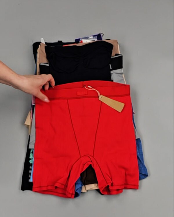 Фотография  805 - Купальники Nordstrom 124#2,8 кг, ЛОТ №8490 оптом в Чебоксарах и Чувашской Республике