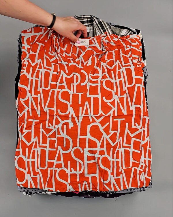 Фотография  908 - Блузки S#10 кг, ЛОТ № ВК0104 оптом в Чебоксарах и Чувашской Республике