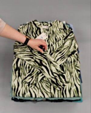 Фотография  465 - ONLY Summer mix 045#15 кг, ЛОТ №8514 оптом в Чебоксарах и Чувашской Республике