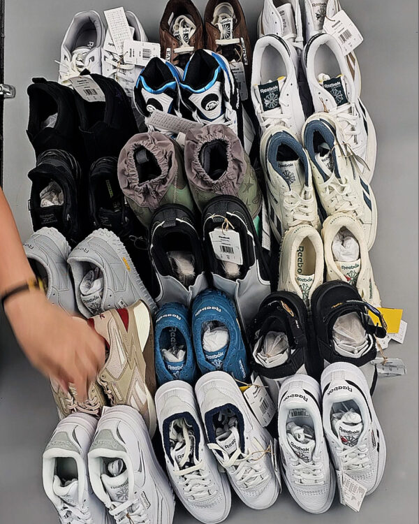 Фотография  558 - Кроссовки Reebok#23 шт, ЛОТ №8896 оптом в Чебоксарах и Чувашской Республике