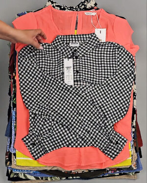 Фотография  679 - Блузки+Джемпера Bestseller Summer 045 B#8,5 кг, ЛОТ №9041 оптом в Чебоксарах и Чувашской Республике