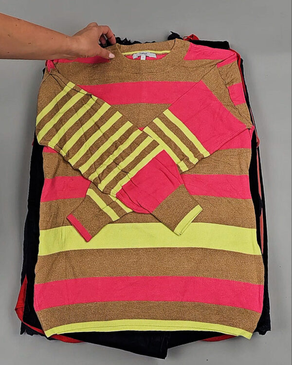 Фотография  749 - NEXT Winter Women mix#15 кг оптом в Чебоксарах и Чувашской Республике