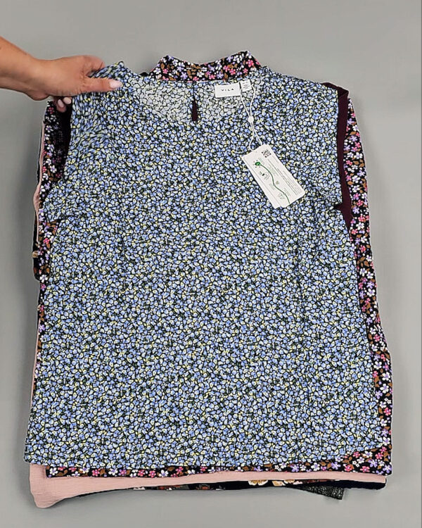 Фотография  836 - Блузки+Джемпера Bestseller Summer 045 B#8,5 кг, ЛОТ №9040 оптом в Чебоксарах и Чувашской Республике