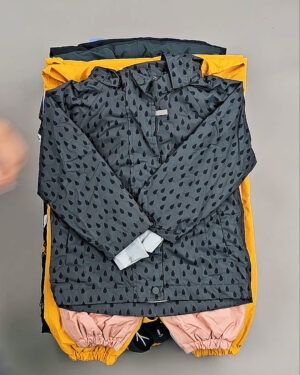 Фотография  910 - Верхняя одежда TCM kids зима 104#5 кг, ЛОТ СТ-9334 оптом в Чебоксарах и Чувашской Республике