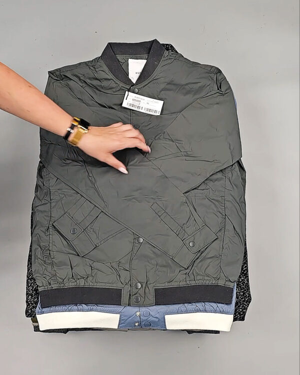 Фотография  228 - Верхняя одежда Корея 085#15 кг, ЛОТ № СТ-9248 оптом в Чебоксарах и Чувашской Республике