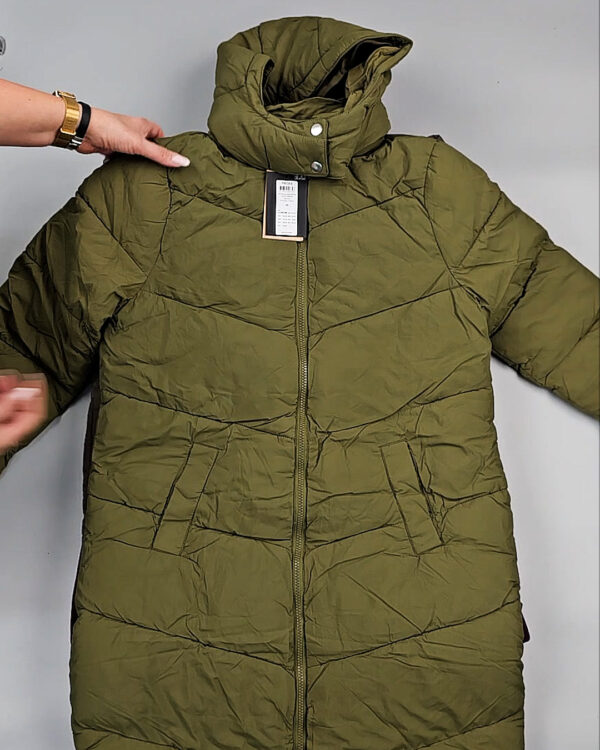 Фотография  833 - Верхняя одежда BESTSELLER Дания 104#10 кг оптом в Чебоксарах и Чувашской Республике