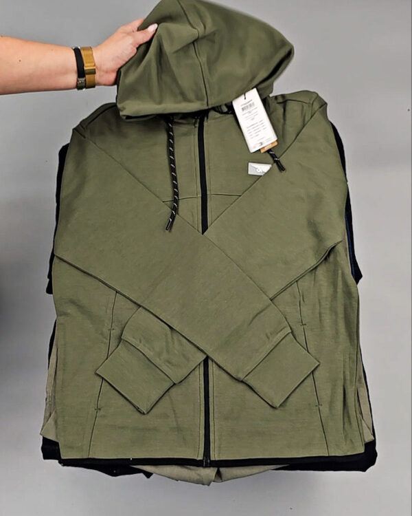 Фотография  286 - JACK JONES Men Winter mix 075#20 кг, ЛОТ № СТ-9266 оптом в Чебоксарах и Чувашской Республике