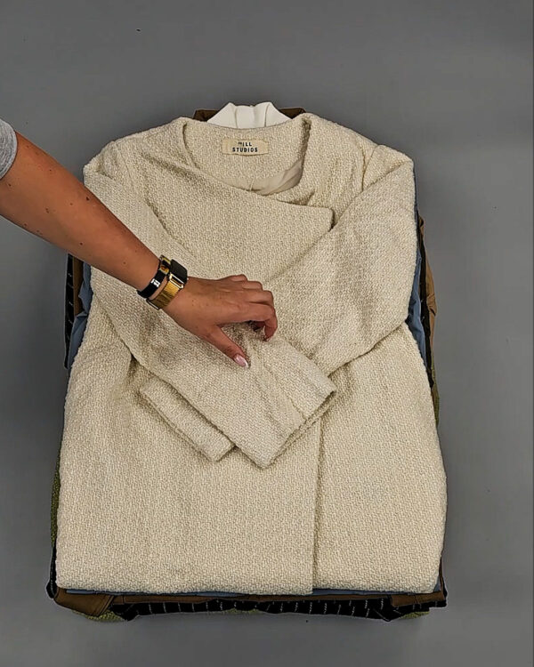 Фотография  558 - Верхняя одежда Корея 085#15 кг оптом в Чебоксарах и Чувашской Республике