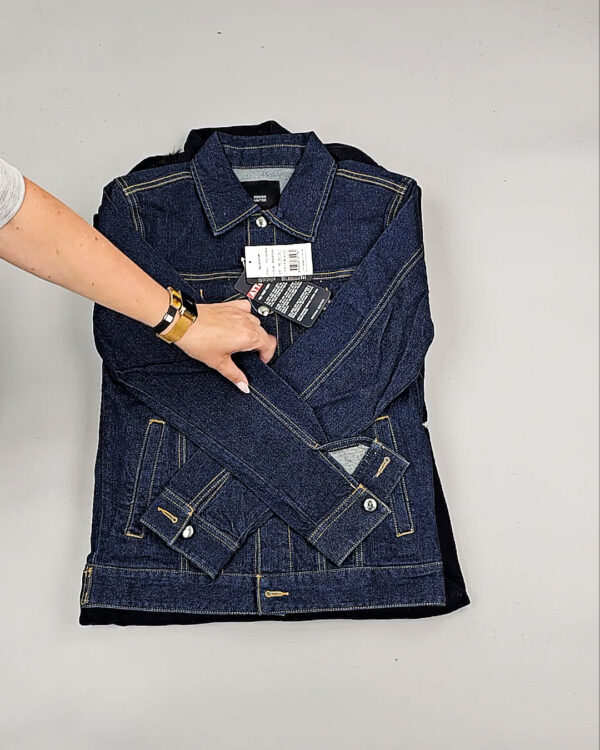 Фотография  476 - Верхняя одежда Корея 085#15 кг, ЛОТ № СТ-9247 оптом в Чебоксарах и Чувашской Республике