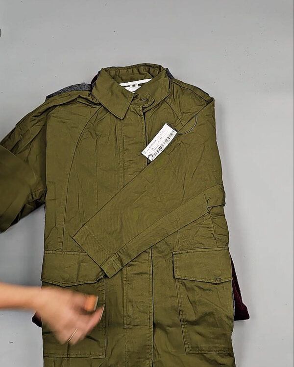 Фотография  950 - Верхняя одежда Корея 085#15 кг, ЛОТ № СТ-9246 оптом в Чебоксарах и Чувашской Республике