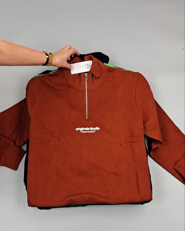 Фотография  136 - JACK JONES Men Winter mix 075#20 кг, ЛОТ № СТ-9266 оптом в Чебоксарах и Чувашской Республике