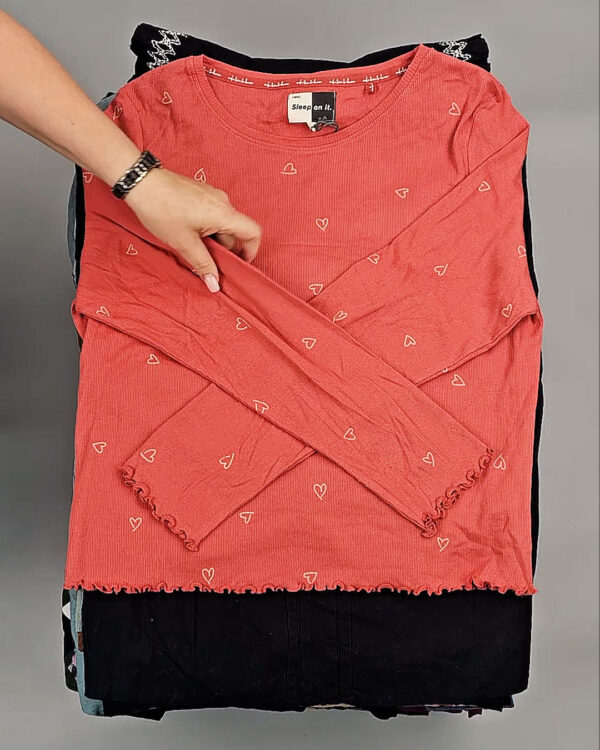 Фотография  263 - NEXT Winter Women mix#15 кг, ЛОТ СТ-9456 оптом в Чебоксарах и Чувашской Республике