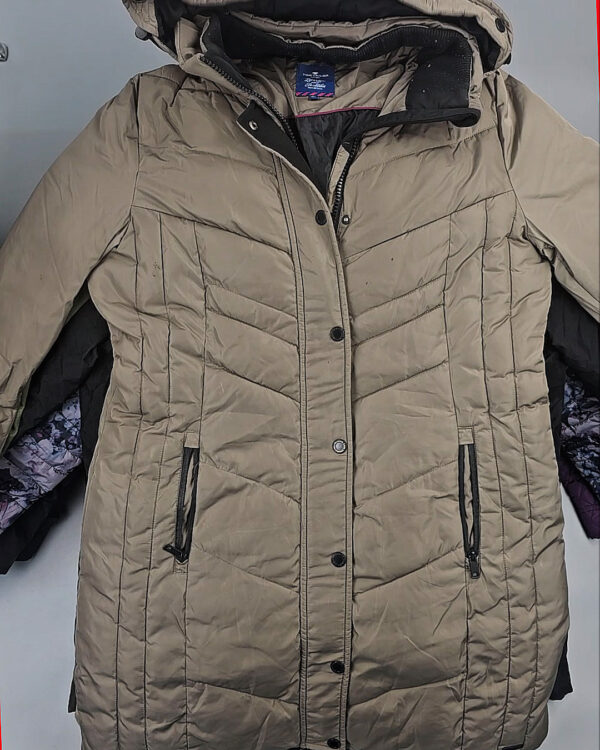 Фотография  642 - Куртки#25 кг, ЛОТ № СХ-0169 оптом в Чебоксарах и Чувашской Республике