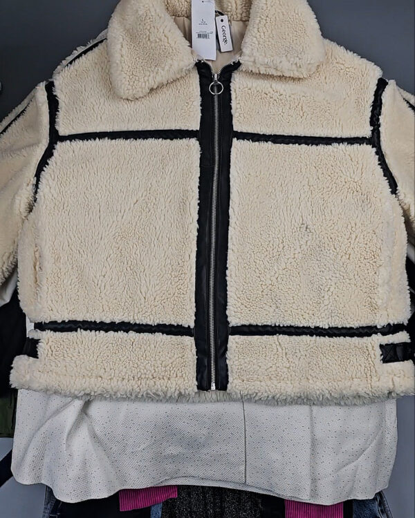 Фотография  269 - Scotland Winter БМ#60 кг, ЛОТ № СХ-0159 оптом в Чебоксарах и Чувашской Республике