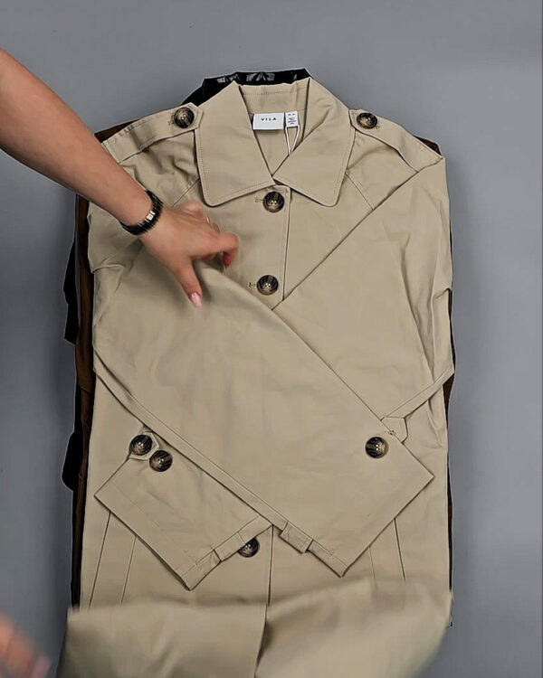 Фотография  860 - Ветровки Bestseller+DK 035#10 кг, ЛОТ СТ-9399 оптом в Чебоксарах и Чувашской Республике