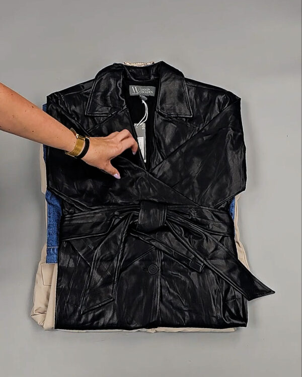 Фотография  606 - Ветровки женские CAN 104#12,4 кг, ЛОТ СТ-9403 оптом в Чебоксарах и Чувашской Республике