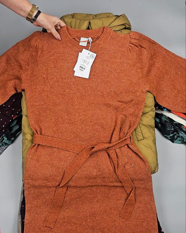 Фотография  180 - ICHI Winter mix 104#15 кг, ЛОТ СТ-9592 оптом в Чебоксарах и Чувашской Республике