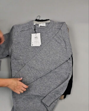 Фотография  881 - Джемпера Bestseller 104#7 кг, ЛОТ СТ-9423 оптом в Чебоксарах и Чувашской Республике