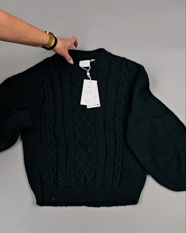 Фотография  976 - Джемпера Bestseller 104#7 кг, ЛОТ СТ-9423 оптом в Чебоксарах и Чувашской Республике