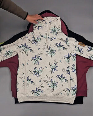 Фотография  936 - Толстовки#10 кг, ЛОТ № СХ-0152 оптом в Чебоксарах и Чувашской Республике