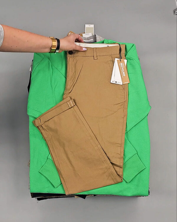 Фотография  409 - JACK JONES Men Winter mix 075#20 кг, ЛОТ № СТ-9445 оптом в Чебоксарах и Чувашской Республике