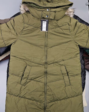 Купить Куртки BESTSELLER зима 045#10 кг, ЛОТ СТ-9827 оптом в Чебоксарах и Чувашской Республике