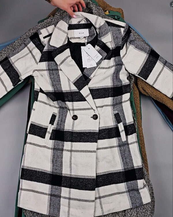 Фотография  459 - Пальто Bestseller 045#10 кг, ЛОТ СТ-9843 оптом в Чебоксарах и Чувашской Республике