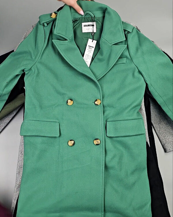 Фотография  539 - Пальто Bestseller 104#15,2 кг, ЛОТ СТ-9842 оптом в Чебоксарах и Чувашской Республике