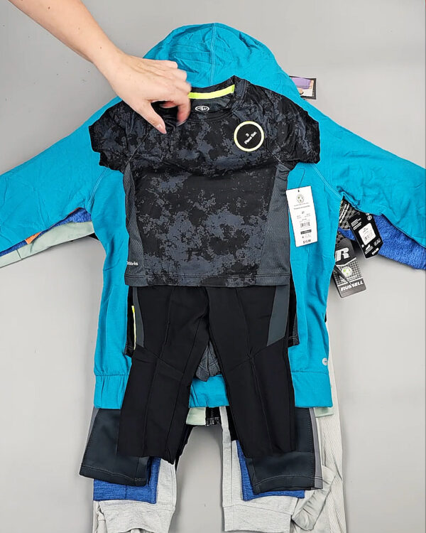 Фотография  777 - Спортивные костюмы дети CAN#6 кг, ЛОТ СТ-9739 оптом в Чебоксарах и Чувашской Республике