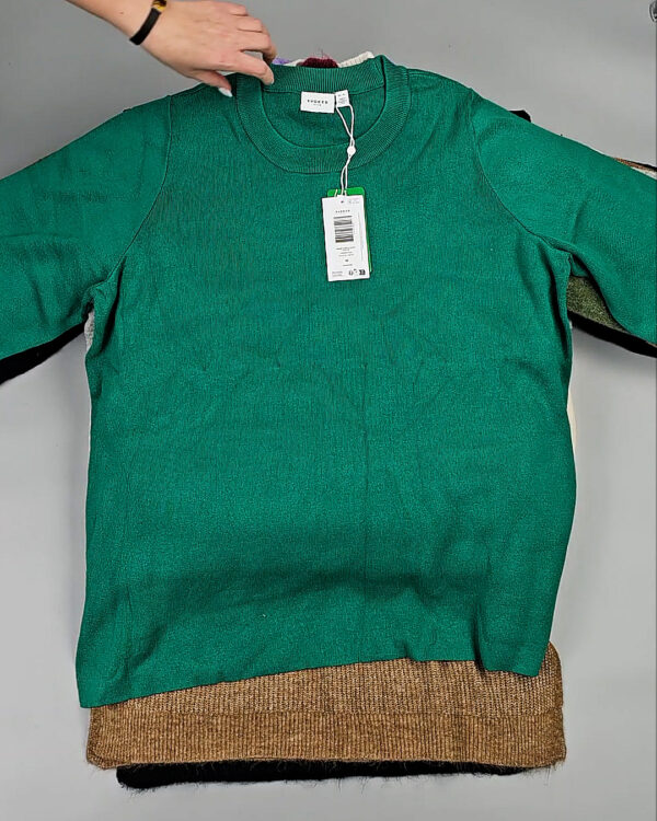 Фотография  644 - Джемпера VILA W 104#7 кг, ЛОТ СТ-9993 оптом в Чебоксарах и Чувашской Республике