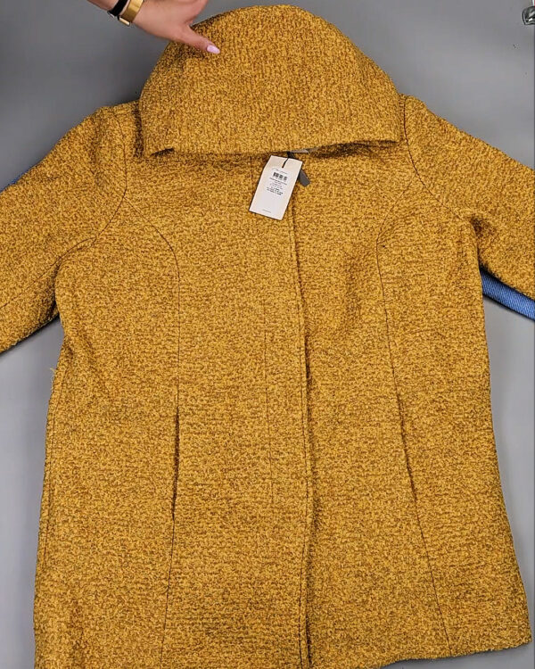 Фотография  925 - Пальто Bestseller 045#10 кг, ЛОТ СТ-9845 оптом в Чебоксарах и Чувашской Республике