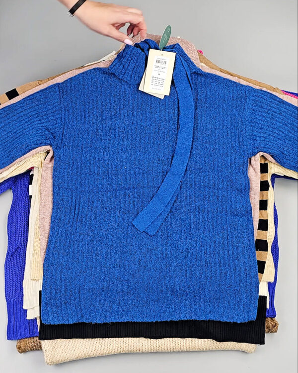 Фотография  552 - Джемпера Bestseller 104#7 кг, ЛОТ СТ-9884 оптом в Чебоксарах и Чувашской Республике