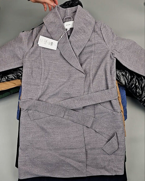 Фотография  883 - Верхняя одежда VILA#10,2 кг, ЛОТ СТ-9711 оптом в Чебоксарах и Чувашской Республике