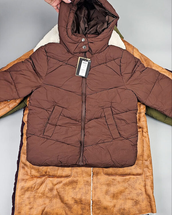 Фотография  543 - Куртки BESTSELLER зима 045#10 кг, ЛОТ СТ-9832 оптом в Чебоксарах и Чувашской Республике