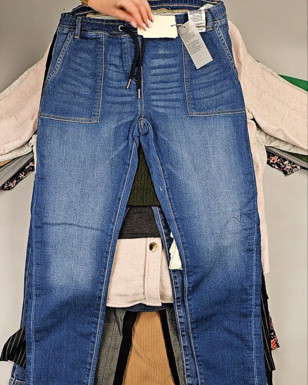 Фотография  166 - DK, Bestseller + Winter mix#15 кг, ЛОТ СТ-9956 оптом в Чебоксарах и Чувашской Республике