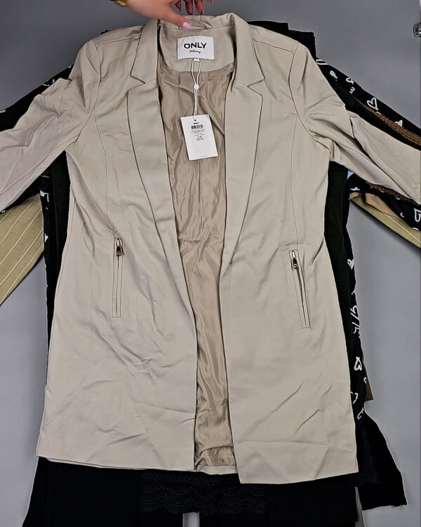 Фотография  717 - ONLY Winter mix 104#15 кг, ЛОТ СТ-9948 оптом в Чебоксарах и Чувашской Республике