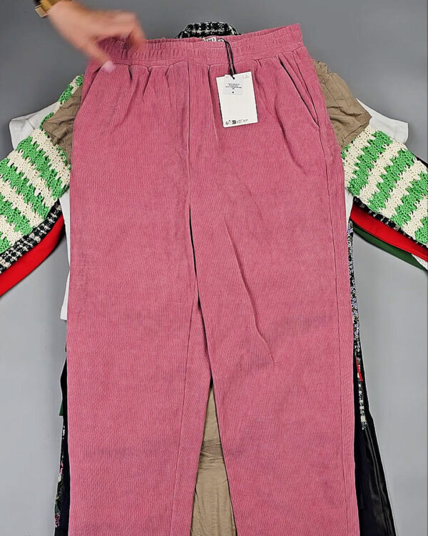 Фотография  950 - DK+Bestseller 085#16 кг, ЛОТ СТ-9951 оптом в Чебоксарах и Чувашской Республике