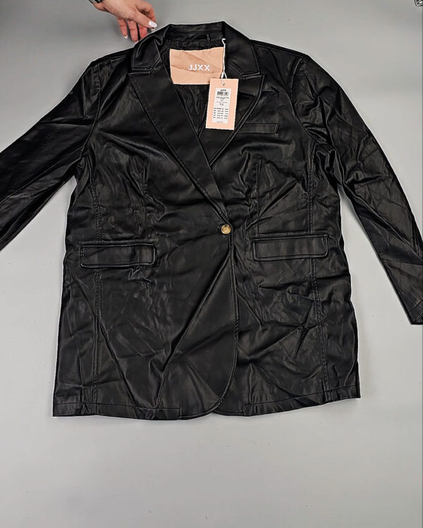 Фотография  416 - JACK JONES Women Winter mix 075 #15 кг, ЛОТ СТ-9961 оптом в Чебоксарах и Чувашской Республике