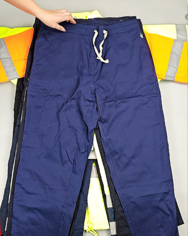 Фотография  355 - Рабочая одежда mix БМ#25 кг, ЛОТ СХ-0188 оптом в Чебоксарах и Чувашской Республике